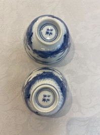 A set of 11 Chinese blue and white 'rabbit hunt' cups and saucers, Qianlong mark, 19th C.