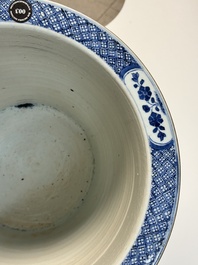 A Chinese blue and white jardini&egrave;re with floral design, Qianlong
