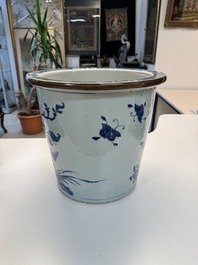 A Chinese blue and white jardini&egrave;re with floral design, Qianlong