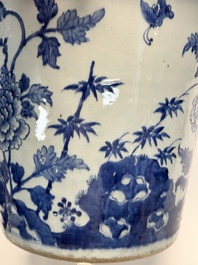 A Chinese blue and white jardini&egrave;re with floral design, Qianlong