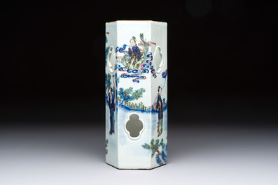 A Chinese doucai gilt-decorated 'Eight Immortals' openworked hexagonal hat stand, Yongzheng mark, 19th C.