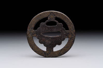 Nine various Japanese netsuke, an inro, a tsuba, a yatate, a bamboo kiseruzutsu and a covered bronze box, Edo/Meiji, 19th C.