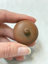 A small Chinese Yixing stoneware covered teapot and two Swatow Yixing-style covered teapots, Yixing Hui Mengchen 宜興惠孟臣製 and Shunji 順記 marks, 19/20th C.