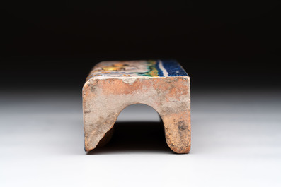 Six polychrome Spanish pottery wares, Talavera, 18th C.