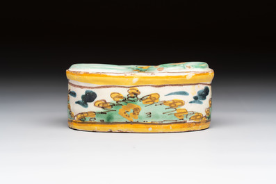 Six polychrome Spanish pottery wares, Talavera, 18th C.