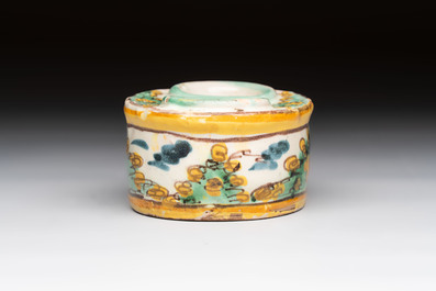 Six polychrome Spanish pottery wares, Talavera, 18th C.