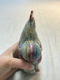 * A pair of Chinese famille rose models of roosters, 18/19th C.