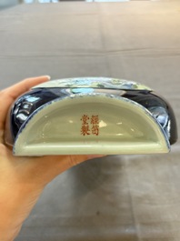 A pair of Chinese famille rose blue-ground wall pocket vases with floral design, Jing Shun Tang 經筍堂 mark, 19th C.