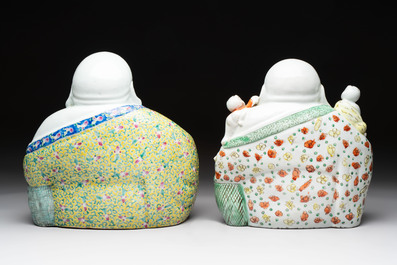 Three Chinese famille rose Milefo Buddhas, Zhu Mao Ji 朱茂記造 marks, 20th C.