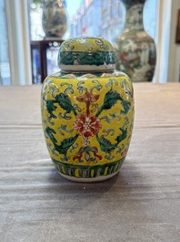 Four Chinese famille rose and verte wares, Zhang Yi Tai Hui 張義泰繪 mark, 19th C.