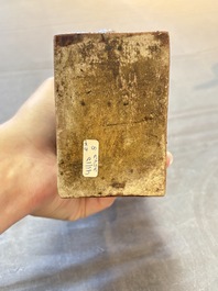 A Chinese sancai-glazed parrot, a pair of Buddhist lions and a 'Shou 壽' ewer, 19/20th C.