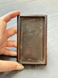 A Chinese sancai-glazed parrot, a pair of Buddhist lions and a 'Shou 壽' ewer, 19/20th C.