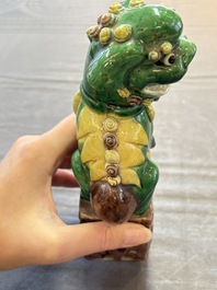 Eight Chinese sancai-glazed wares, 19th C.