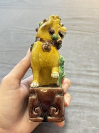 Eight Chinese sancai-glazed wares, 19th C.