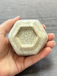 Seven Chinese ge-type wares, 19/20th C.