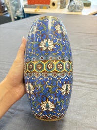 Five various Chinese cloisonn&eacute; wares, 19th C.