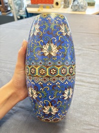 Five various Chinese cloisonn&eacute; wares, 19th C.