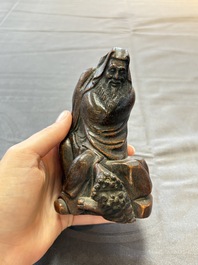 Five various Chinese wooden carvings and a censer, 19/20th C.