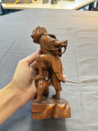 Five various Chinese wooden carvings and a censer, 19/20th C.