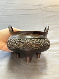 Five various Chinese wooden carvings and a censer, 19/20th C.