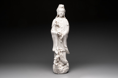 A large Chinese Dehua blanc de Chine standing Guanyin, 20th C.