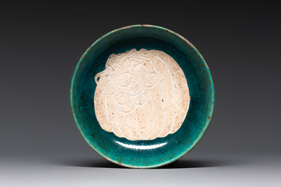 A pair of Chinese famille verte covered jars, a Tieguai Li figure, a blue and white teapot and a biscuit saucer, Kangxi and Qing Yu Tang mark, 19th C.