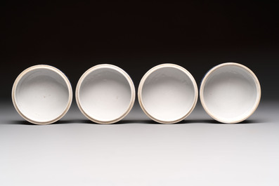 A Chinese blue and white Wang-Bu-style go stones or Yunzi 雲子 box, a four-tier stacking box and a covered jar, 19th C.