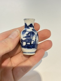 18 Chinese blue and white wares, Kangxi and later