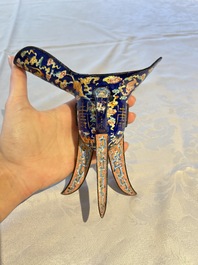 A Chinese Canton enamel tripod ritual wine vessel with bats and 'Shou' design, 'Jue 爵', 19th C.