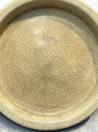 A Chinese Swatow Ge-type plate, 17/18th C.