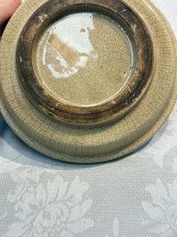 A Chinese Swatow Ge-type plate, 17/18th C.