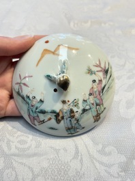 Two Chinese famille rose teapots and covers, signed Yun Xuan Shi 雲軒氏, Guanyao and Tongzhi mark, dated 1888, 19th C.