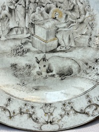 A Chinese grisaille and gilt-decorated 'Nativity' plate, Qianlong