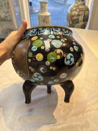 A fine Japanese cloisonn&eacute; tripod censer and cover with a mythical-animal-form finial, Meiji, 19th C.