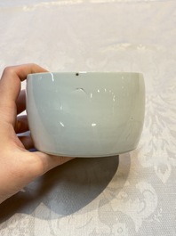 A Chinese blue and white Wang-Bu-style go stones or Yunzi 雲子 box, a four-tier stacking box and a covered jar, 19th C.