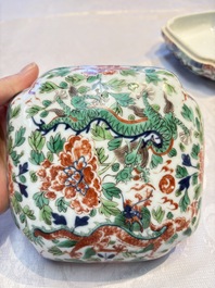 A Chinese wucai square box and cover with dragon and peony design, Wanli mark, 19/20th C.