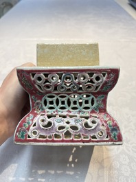 A fine Chinese famille rose reticulated square lantern with a stand, 19th C.