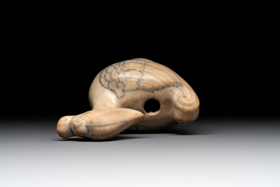 Two Annamese of Vietnamese covered boxes and a bird-form water dropper, 16/17th C.