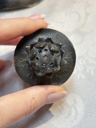 A pair of Chinese bronze duck-form censers, 17/18th C.