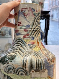A fine Chinese famille rose 'Ode to the Red Cliff' vase, Hongwu mark, Daoguang
