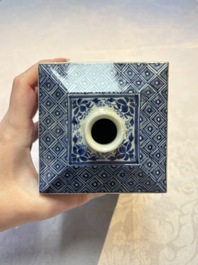 A Japanese blue and white Arita square flask and a Tangen-style bottle, 'Tokkuri', 19/20th C.