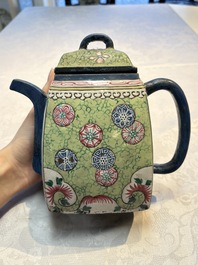 A Chinese famille rose tazza, a blue and white vessel and an enamelled Yixing stoneware teapot, 19th C.
