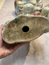 Three Chinese famille rose Milefo Buddhas, Zhu Mao Ji 朱茂記造 marks, 20th C.