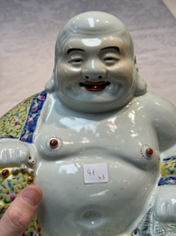 Three Chinese famille rose Milefo Buddhas, Zhu Mao Ji 朱茂記造 marks, 20th C.