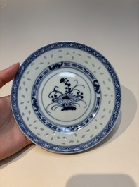 N16 Chinese blue and white cups and 24 saucers, various marks, Kangxi and later