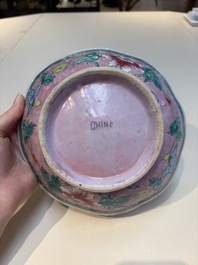 A collection of 28 Chinese famille rose wares, 18th C. and later