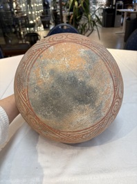 Three Thai pottery vases, Ban-Chiang, 7/4th C. B.C.