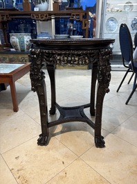 A large Chinese hongmu stand, 19th C.