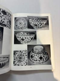 T. Misugi: 'Chinese Porcelain Collections in the Near East: Topkapi and Ardebil', three volumes, 1981