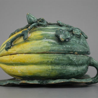 Kleine Delftse terrine in de vorm van een meloen, 18e eeuw